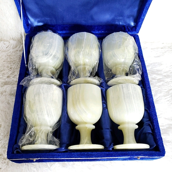 6 Vintage Onyx Stoneware Goblets with Velvet Case